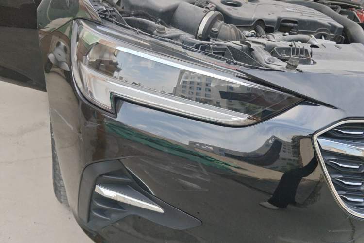 Used Buick Regal 2021 552T Elite Edition Right Front Headlight