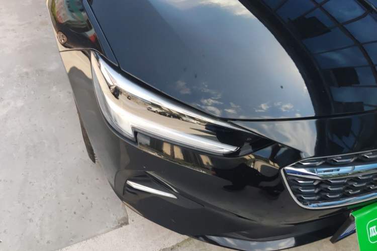 Used Buick Regal 2021 552T Elite Edition Right Front Headlight