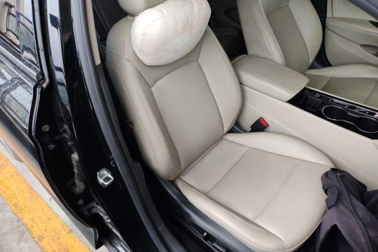 Used Buick Regal 2021 552T Elite Edition Right Front Seat