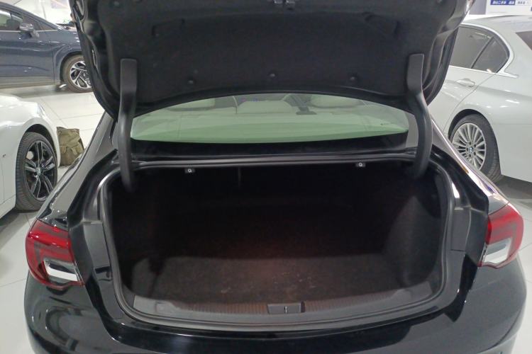 Used Buick Regal 2021 552T Elite Edition Trunk