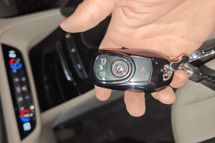 Used Buick Regal 2021 552T Elite Edition Vehicle Key