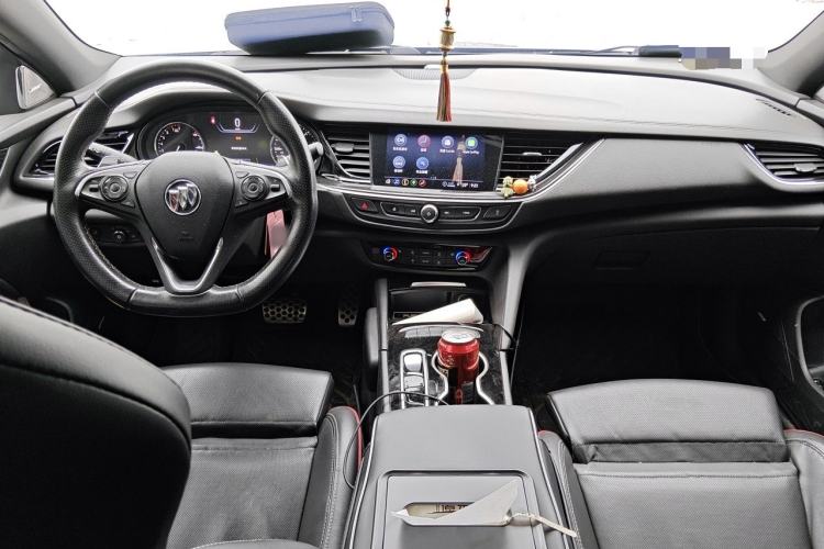 Used Buick Regal 2021 GS 28T Elite Model Center Console