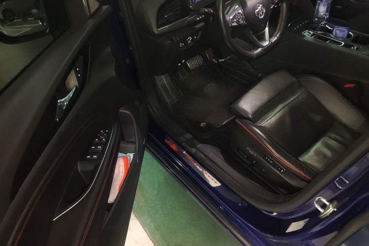 Used Buick Regal 2021 GS 28T Prestige Model Driver Seat
