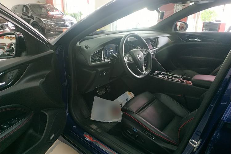 Used Buick Regal 2021 GS 28T Prestige Model Driver Seat