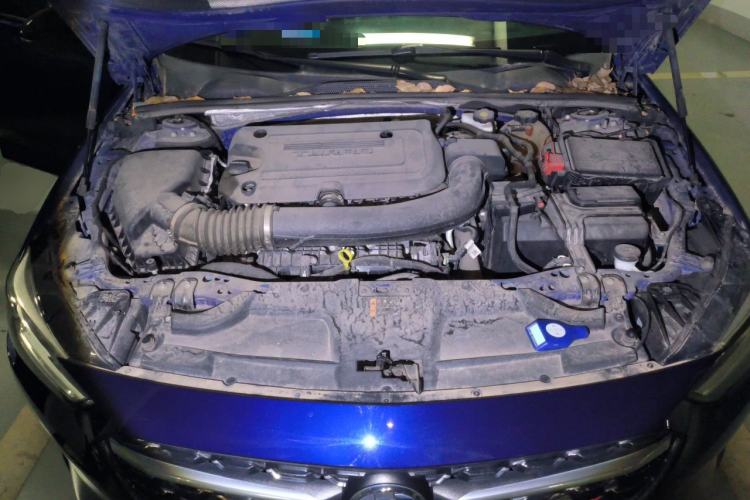 Used Buick Regal 2021 GS 28T Prestige Model Engine Bay