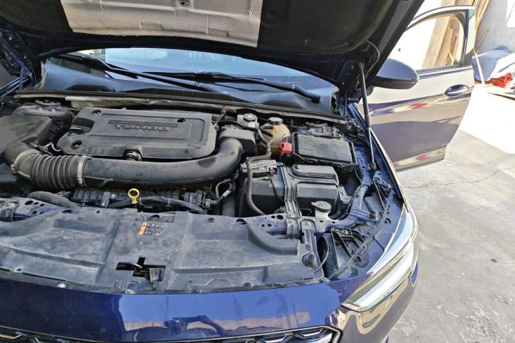 Used Buick Regal 2021 GS 28T Elite Model Engine Bay Left