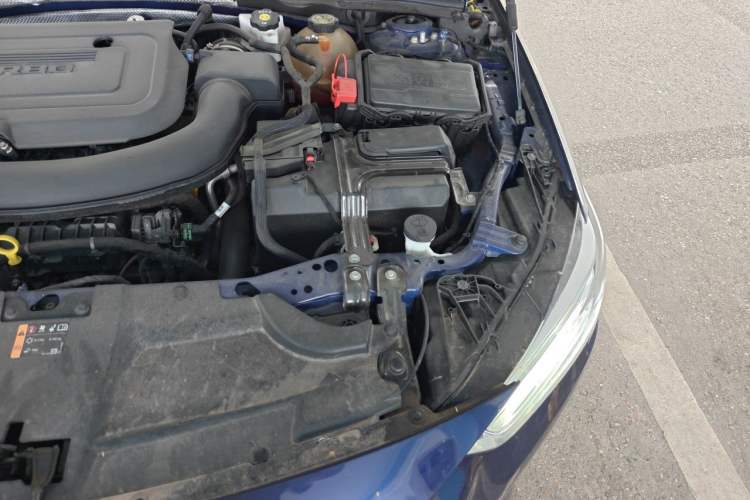 Used Buick Regal 2021 GS 28T Elite Model Engine Bay Left