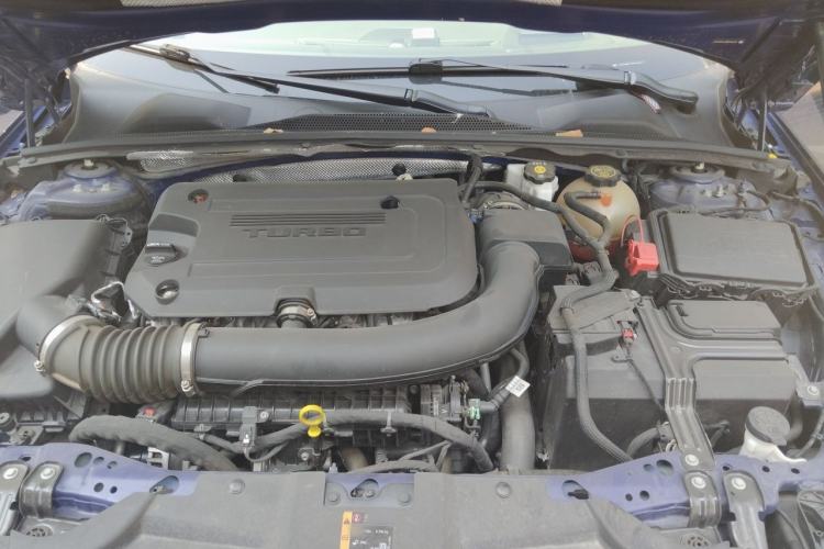Used Buick Regal 2021 GS 28T Prestige Model Engine Bay
