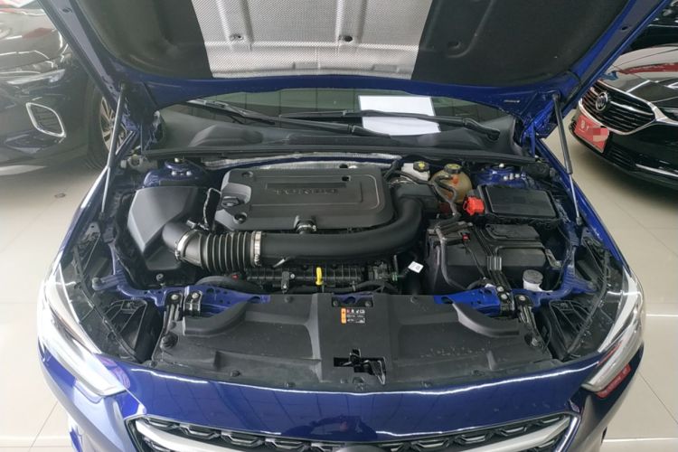Used Buick Regal 2021 GS 28T Prestige Model Engine Bay