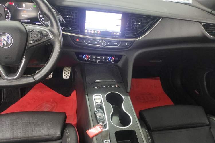 Used Buick Regal 2021 GS 28T Prestige Model Gear Lever