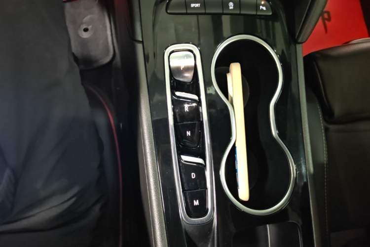 Used Buick Regal 2021 GS 28T Elite Model Gear Lever