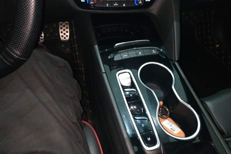 Used Buick Regal 2021 Facelifted GS 28T Elite Model Gear Lever