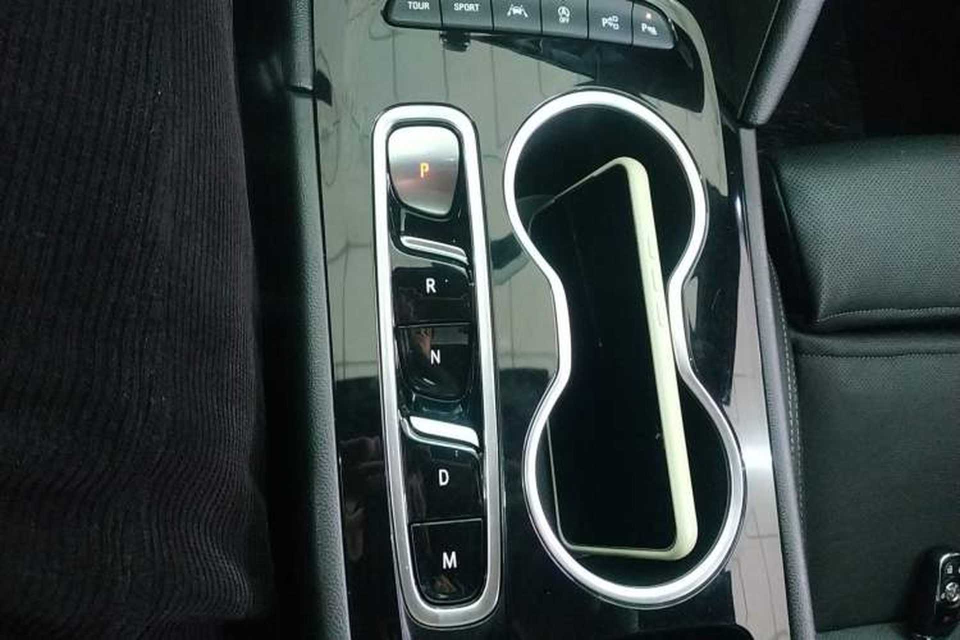 Used Buick Regal 2021 GS 28T Prestige Model Gear Lever