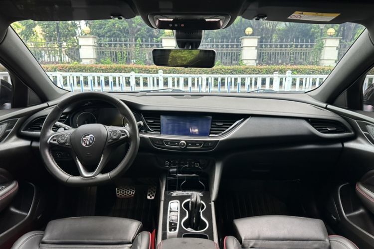 Used Buick Regal 2021 GS 28T Prestige Model Interior 1