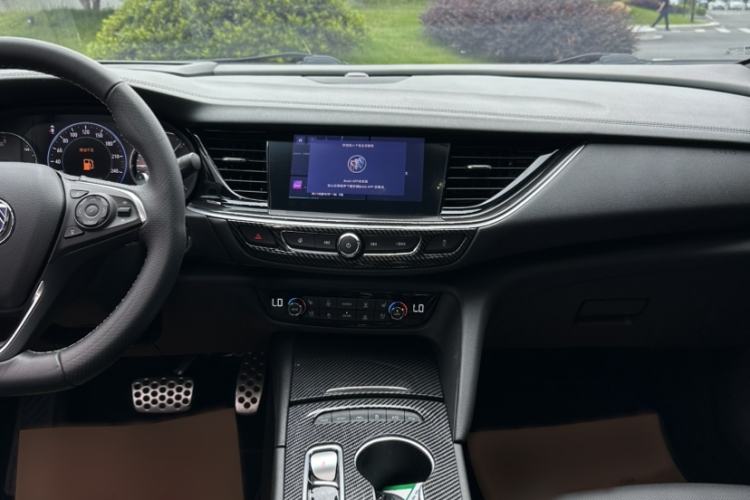 Used Buick Regal 2021 GS 28T Prestige Model Interior 1