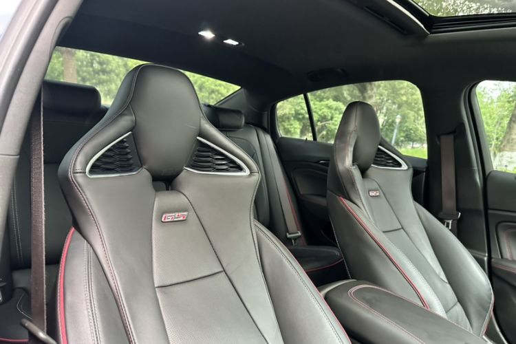 Used Buick Regal 2021 GS 28T Prestige Model Interior 4