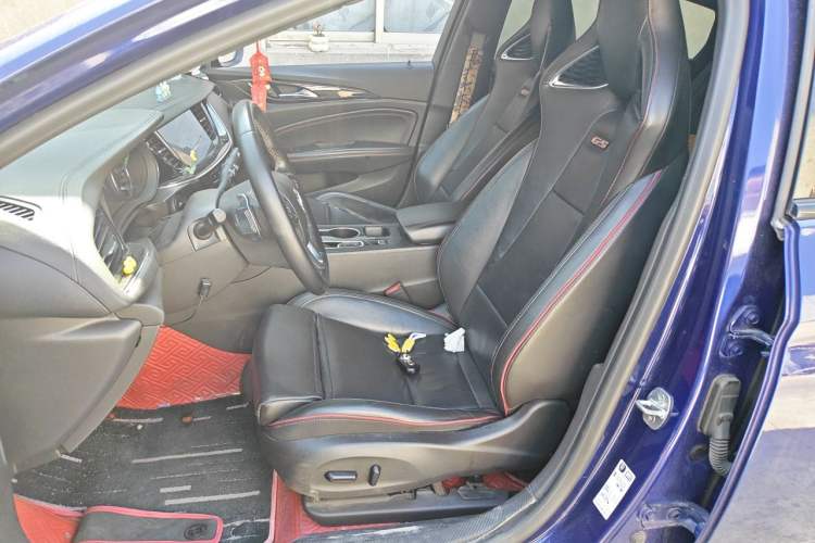 Used Buick Regal 2021 GS 28T Elite Model Left Front Seat