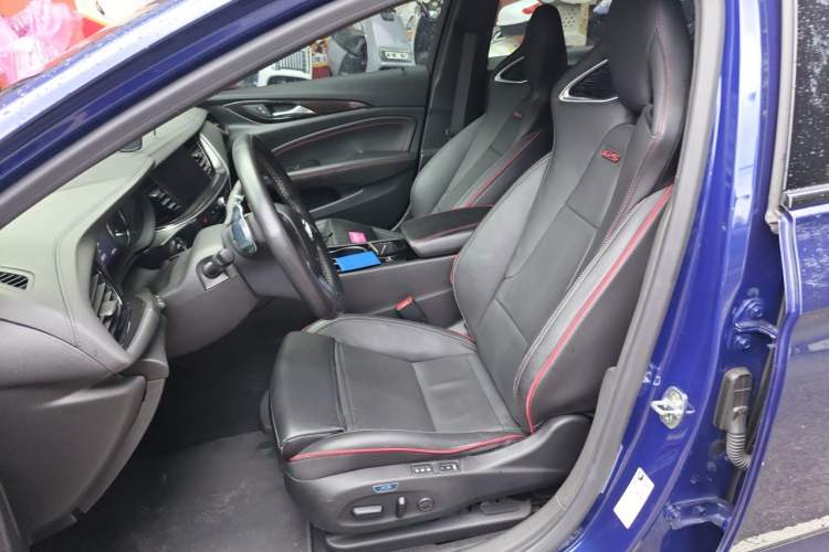 Used Buick Regal 2021 GS 28T Prestige Model Left Front Seat
