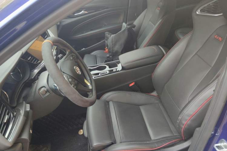 Used Buick Regal 2021 GS 28T Prestige Model Left Front Seat