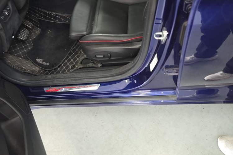 Used Buick Regal 2021 GS 28T Elite Model Left Side Sill