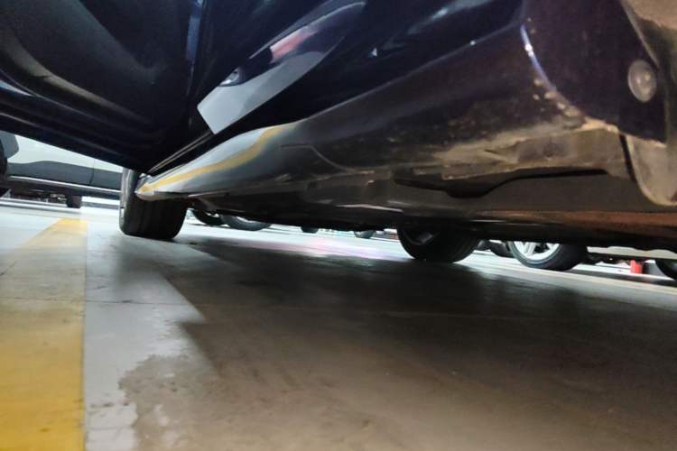 Used Buick Regal 2021 GS 28T Elite Model Left Side Sill