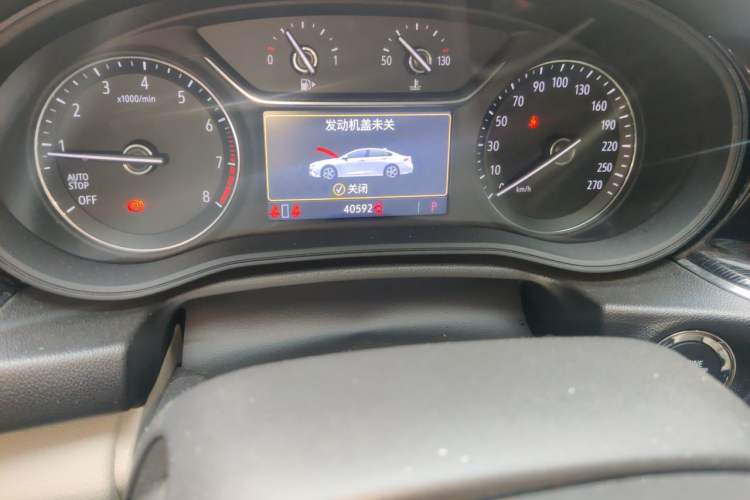 Used Buick Regal 2021 552T Elite Edition Odometer Close Up