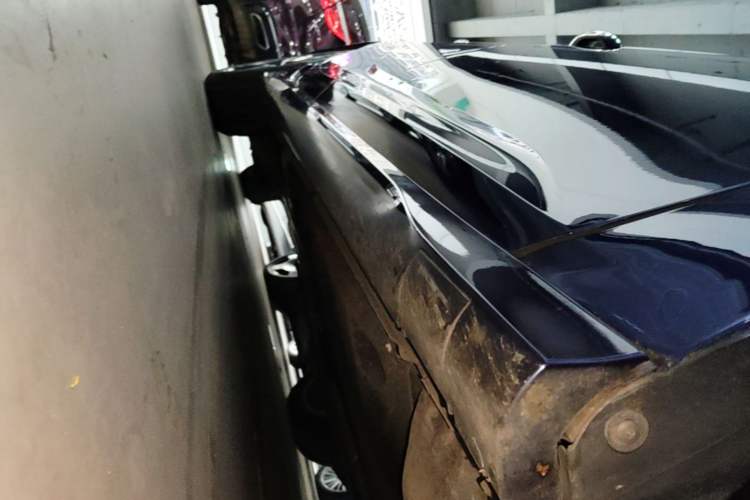 Used Buick Regal 2021 GS 28T Elite Model Right Side Sill