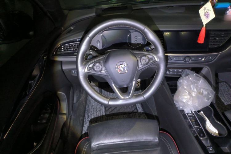 Used Buick Regal 2021 GS 28T Prestige Model Steering Wheel