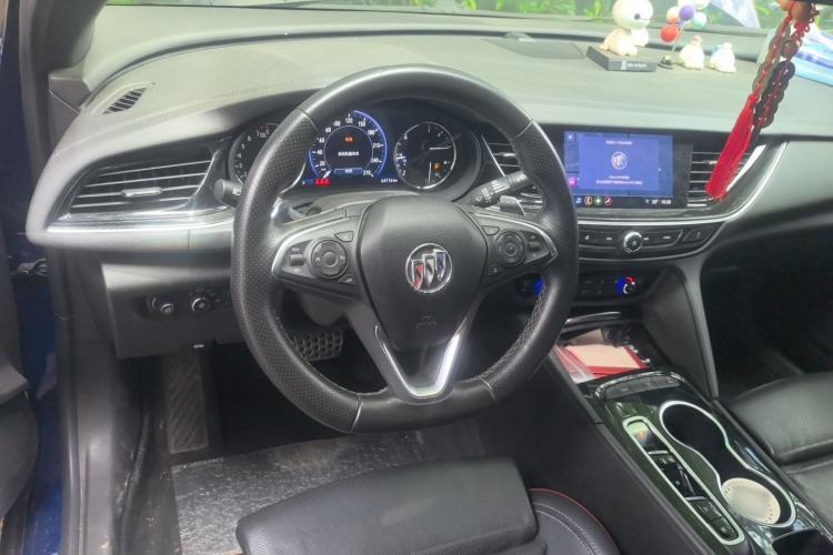 Used Buick Regal 2021 GS 28T Elite Model Steering Wheel