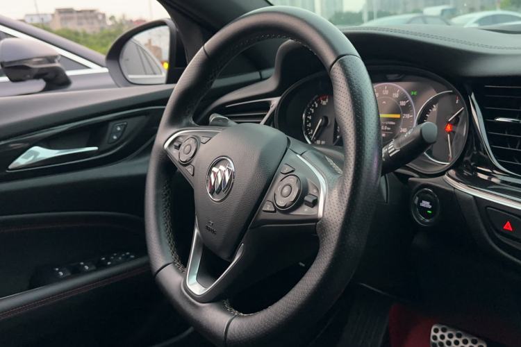 Used Buick Regal 2021 GS 28T Prestige Model Steering Wheel
