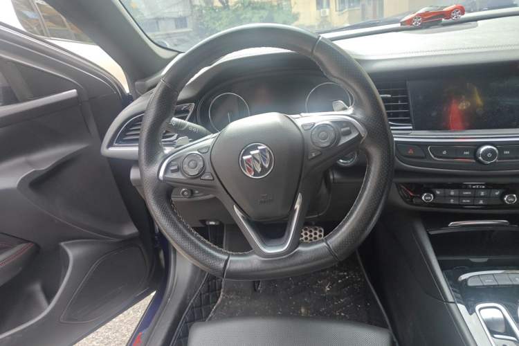 Used Buick Regal 2021 GS 28T Elite Model Steering Wheel