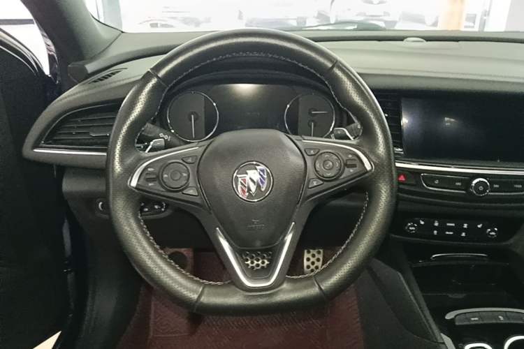Used Buick Regal 2021 GS 28T Elite Model Steering Wheel