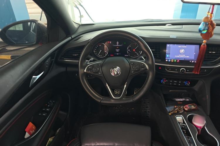 Used Buick Regal 2021 GS 28T Elite Model Steering Wheel