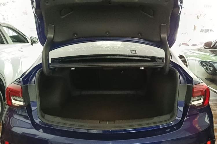 Used Buick Regal 2021 GS 28T Elite Model Trunk