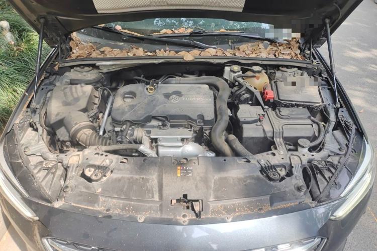 Used Buick Regal 2021 552T Elite Edition Engine Bay