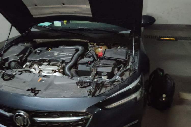 Used Buick Regal 2021 552T Elite Edition Engine Bay Left