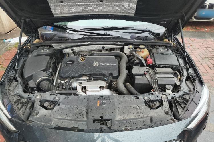 Used Buick Regal 2021 552T Elite Edition Engine Bay