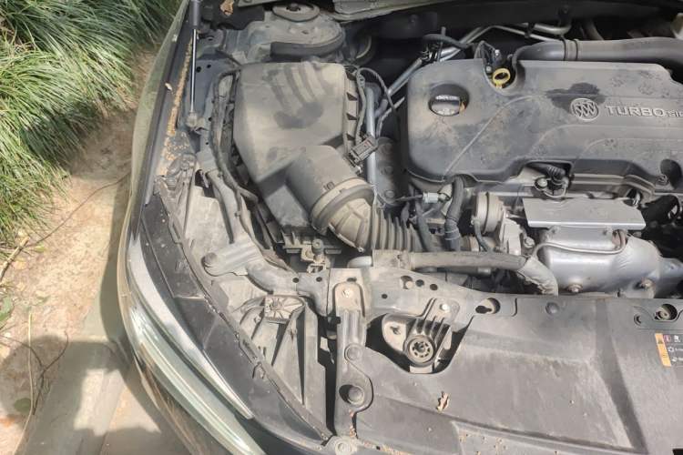 Used Buick Regal 2021 552T Elite Edition Engine Bay Right