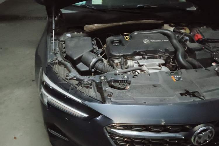 Used Buick Regal 2021 552T Elite Edition Engine Bay Right