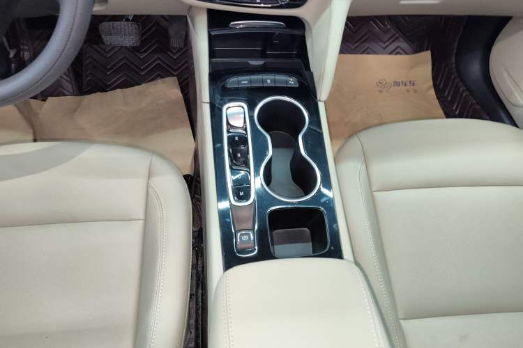 Used Buick Regal 2021 552T Elite Edition Gear Lever