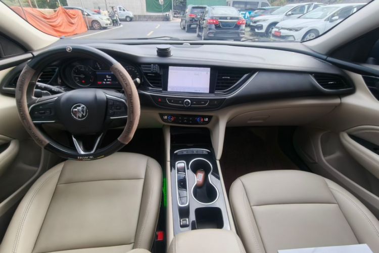 Used Buick Regal 2021 552T Elite Edition Interior 2