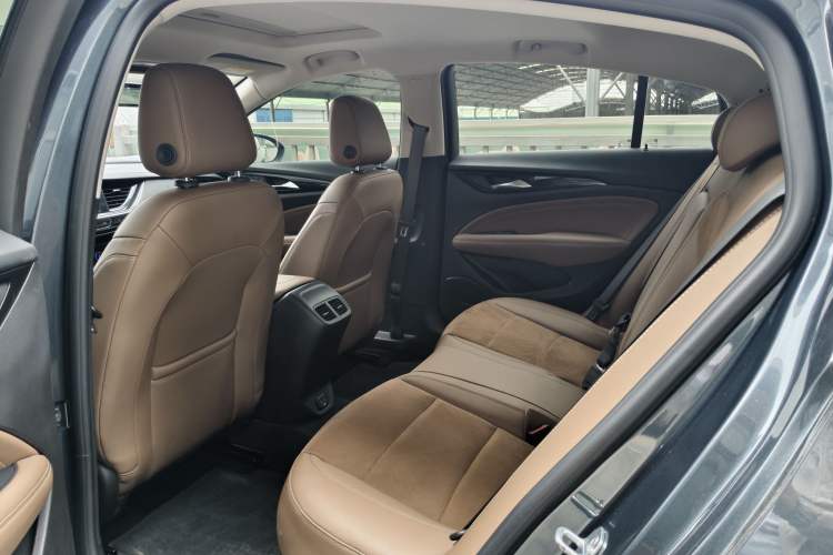 Used Buick Regal 2021 552T Elite Edition Interior 2