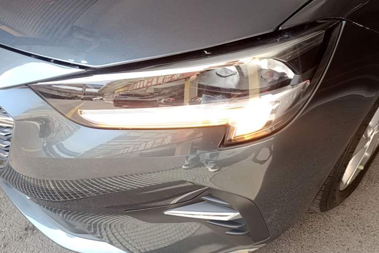 Used Buick Regal 2021 552T Elite Edition Left Front Headlight
