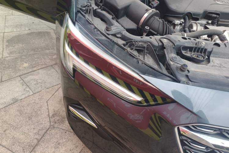 Used Buick Regal 2021 552T Elite Edition Right Front Headlight