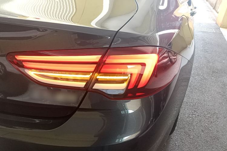 Used Buick Regal 2021 552T Elite Edition Right Rear Taillight