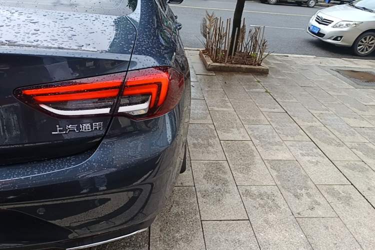 Used Buick Regal 2021 552T Elite Edition Right Rear Taillight