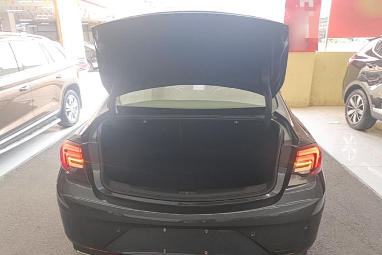 Used Buick Regal 2021 552T Elite Edition Trunk