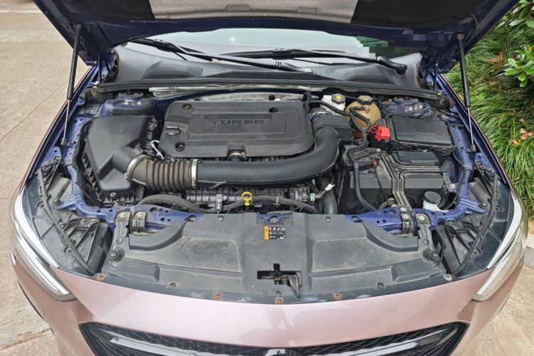 Used Buick Regal 2021 GS 28T Elite Model Engine Bay