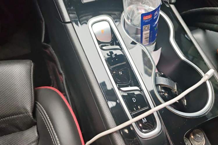 Used Buick Regal 2021 GS 28T Elite Model Gear Lever