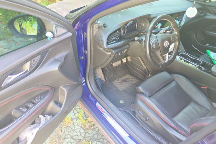 Used Buick Regal 2021 GS 28T Elite Model Interior 3